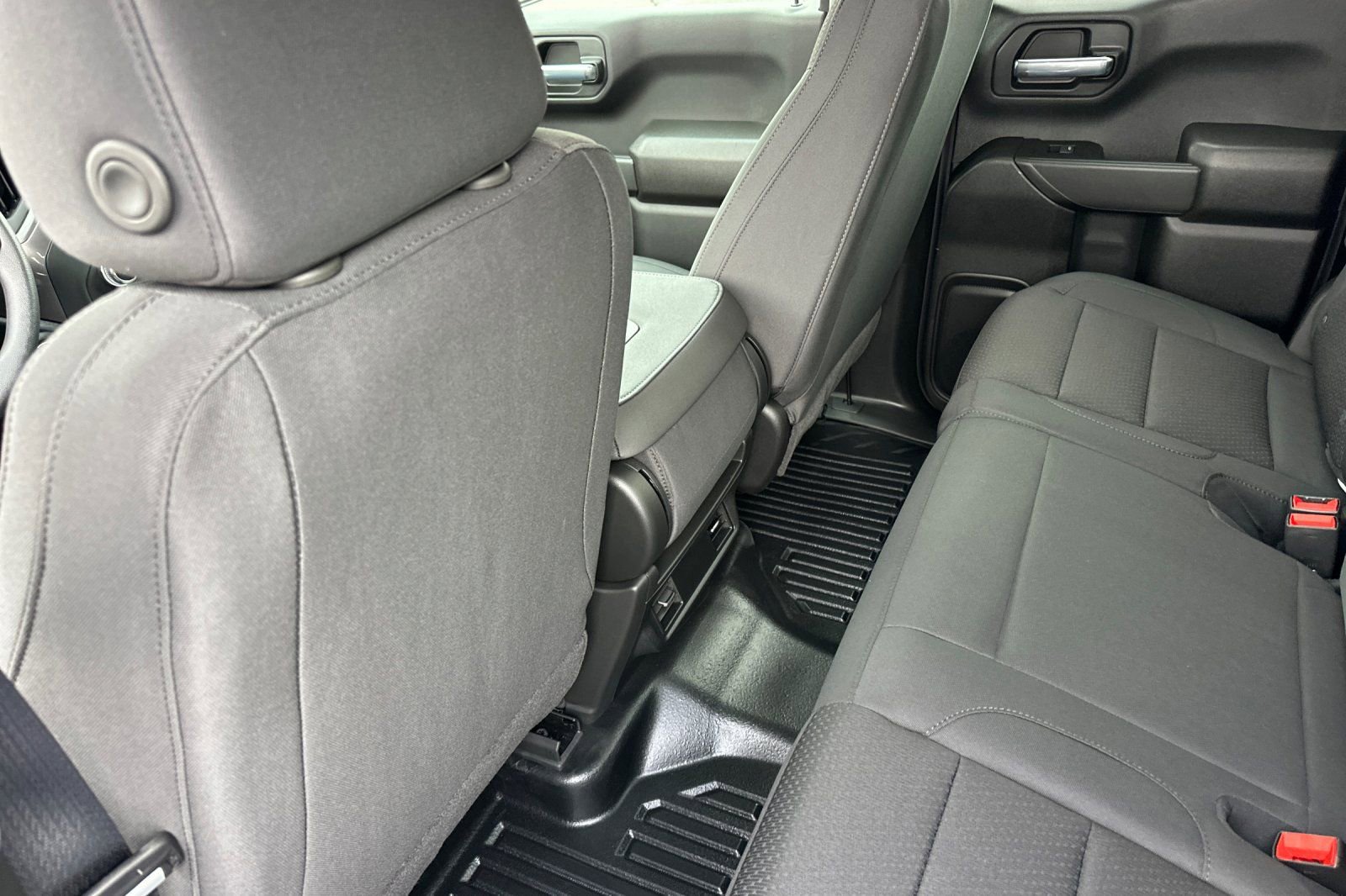 Used 2026 GMC Sierra 1500 Pro w/ Pro Value Package image 15