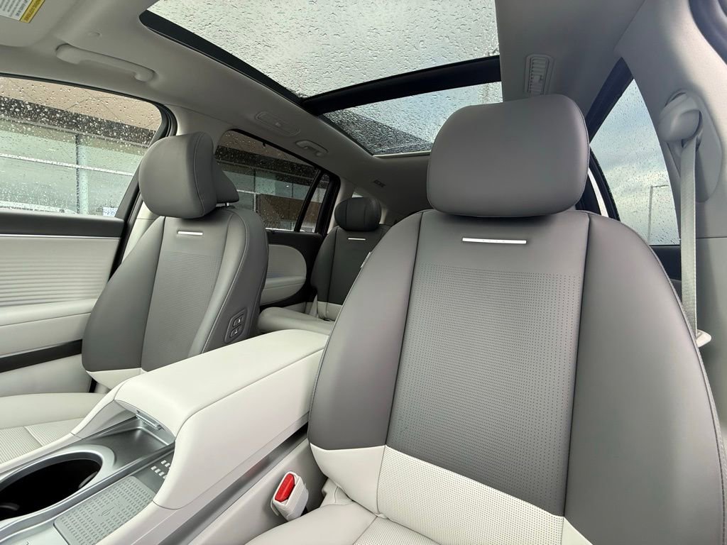 Certified 2026 Hyundai Ioniq 9 Limited image 15