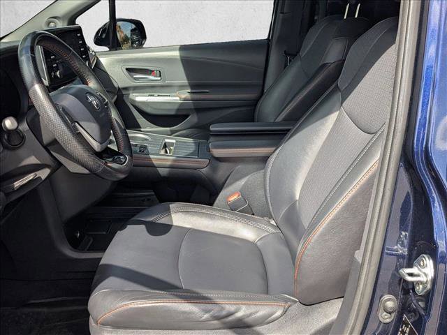 Used 2021 Toyota Sienna XSE w/ XSE Plus Package image 15