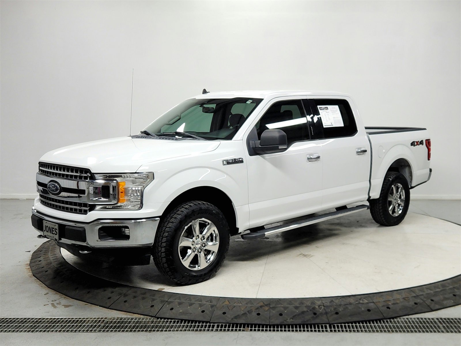 Used 2019 Ford F150 XLT w/ Equipment Group 302A Luxury image 3