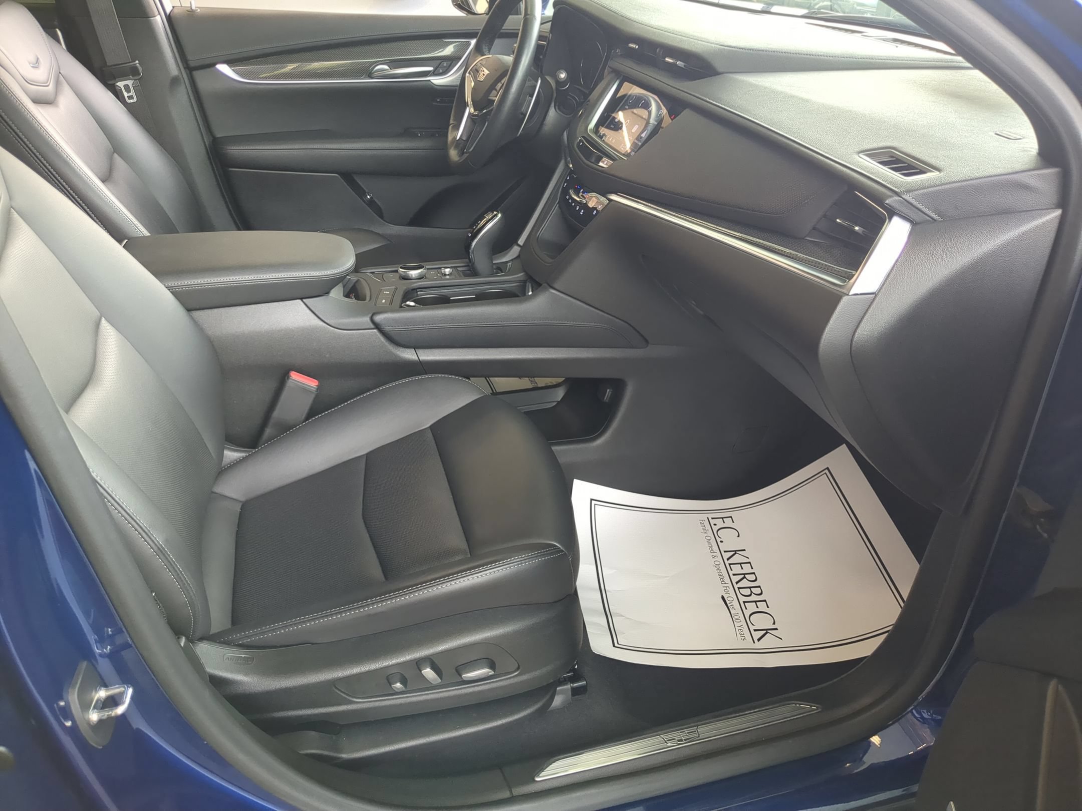 Certified 2023 Cadillac XT5 Sportv AWD/4WD image 21