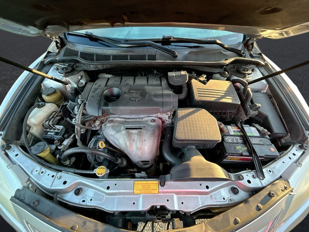 Used 2011 Toyota Camry LE FWD image 29