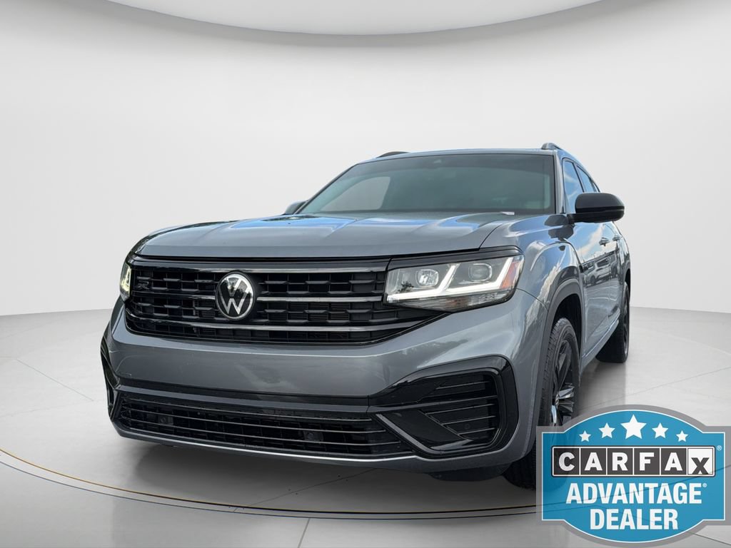 Certified 2023 Volkswagen Atlas SEL R-Line AWD/4WD image 2