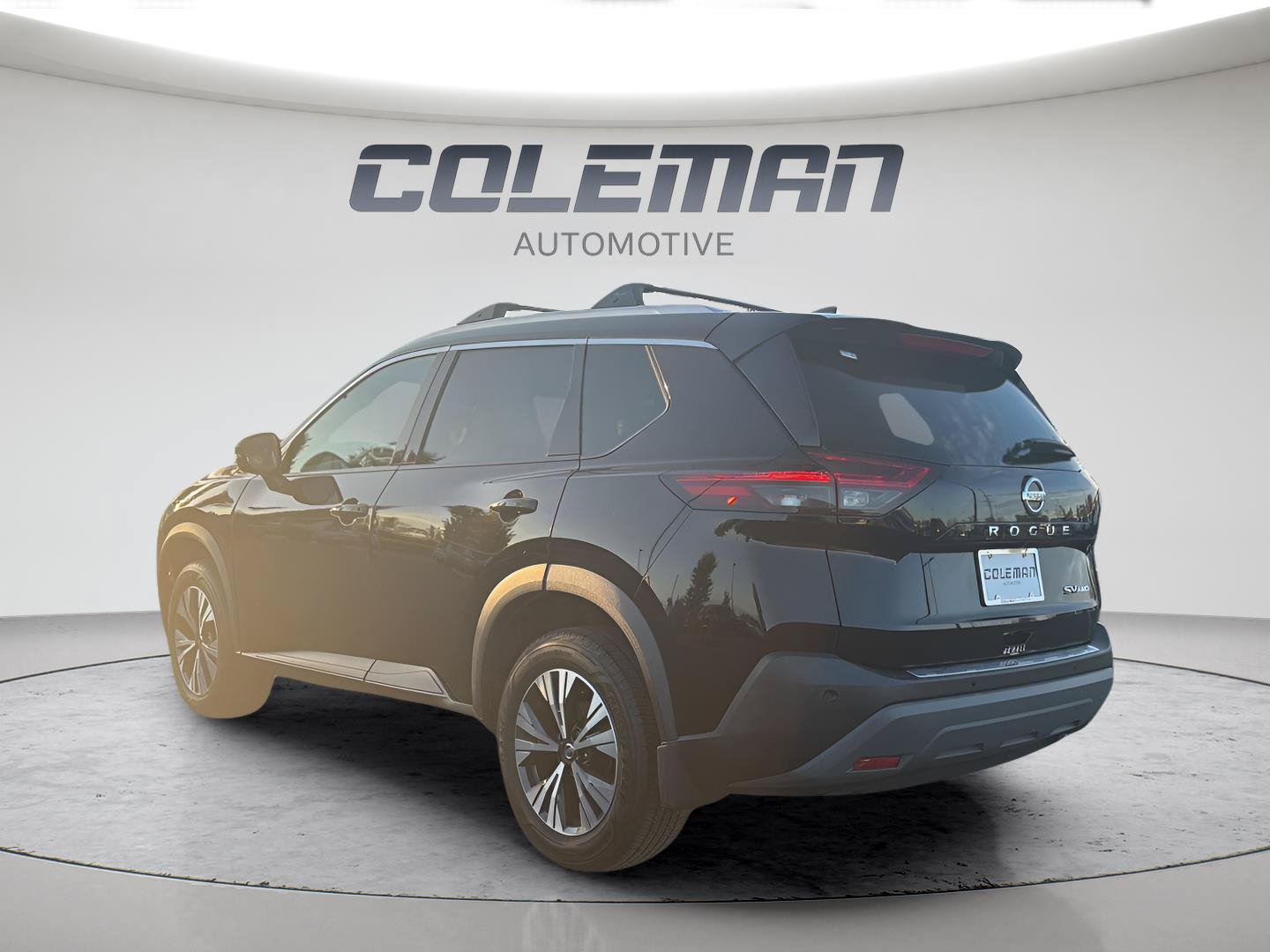 Used 2021 Nissan Rogue SV w/ Premium Package AWD/4WD image 4