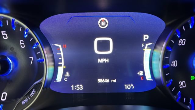 Used 2024 Chrysler Pacifica Touring-L image 11