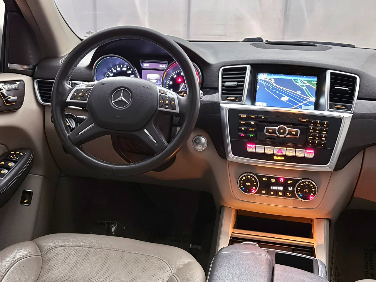 Used 2014 Mercedes-Benz ML 350 4MATIC image 29