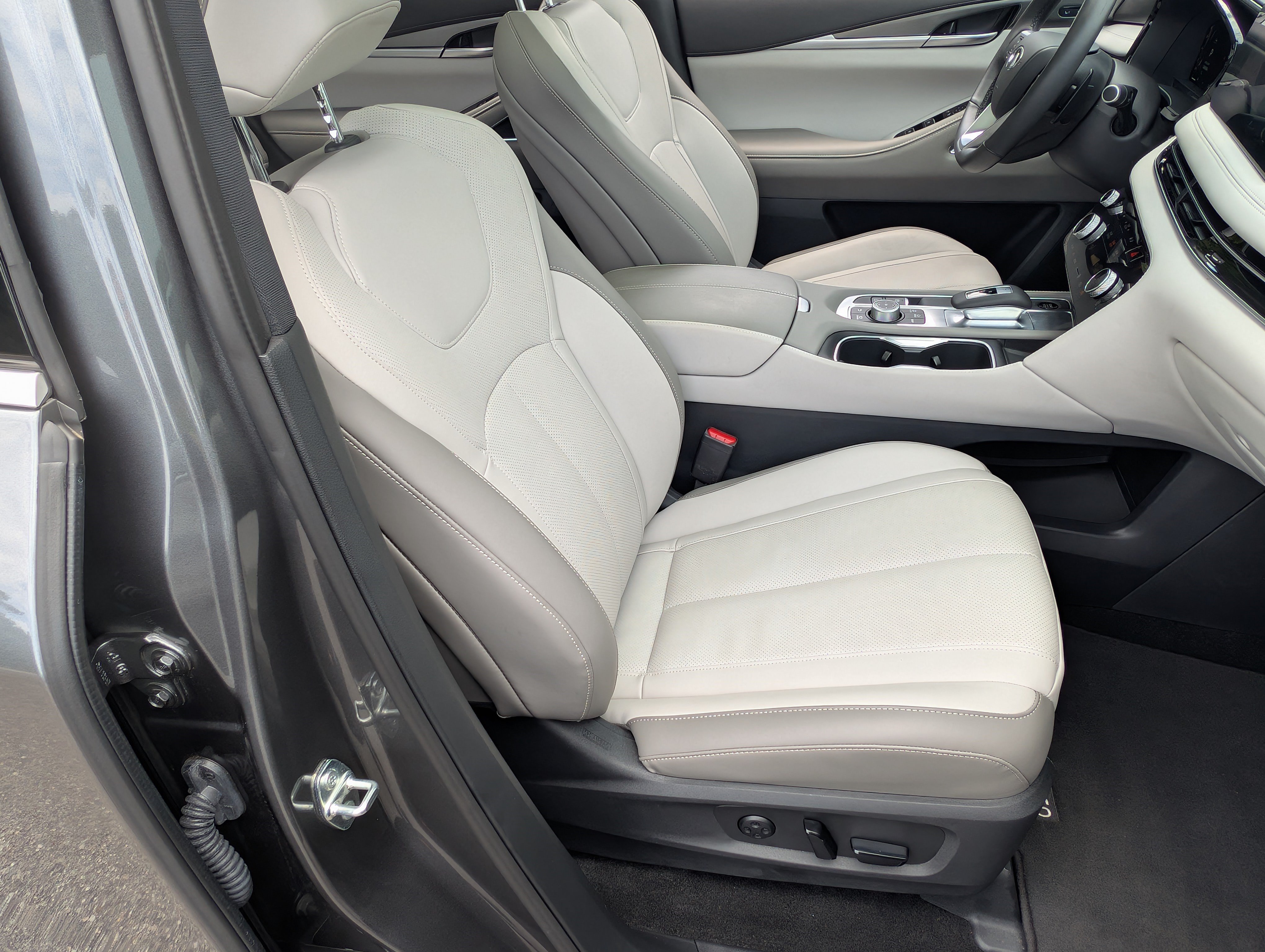Used 2026 INFINITI QX60 Luxe w/ Cargo Package FWD image 22