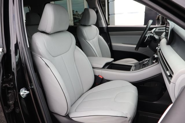 Used 2025 Hyundai Palisade SEL FWD image 23