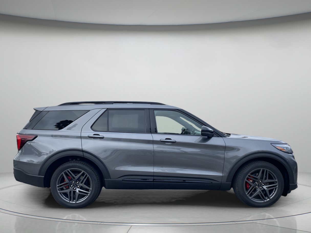 New 2026 Ford Explorer ST w/ Sun And Sound Package AWD/4WD image 2