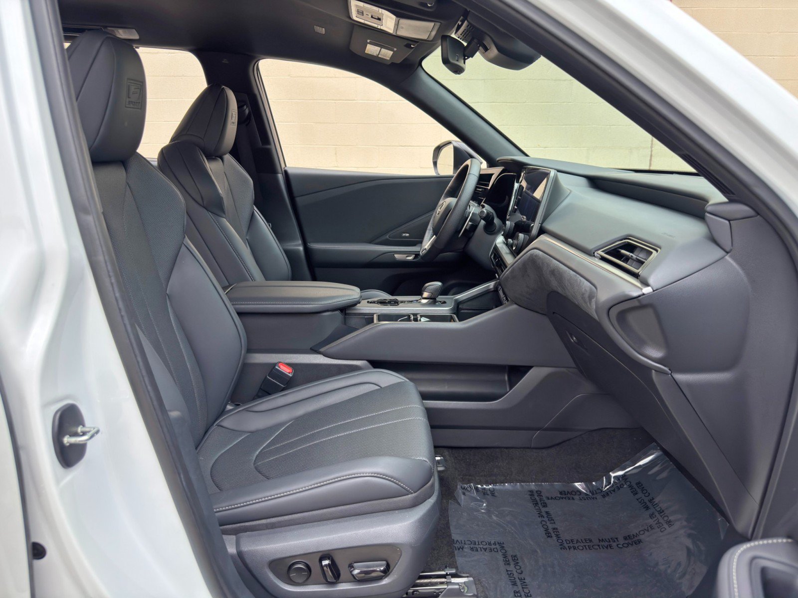 Used 2024 Lexus TX 500h AWD w/ Technology Package image 14