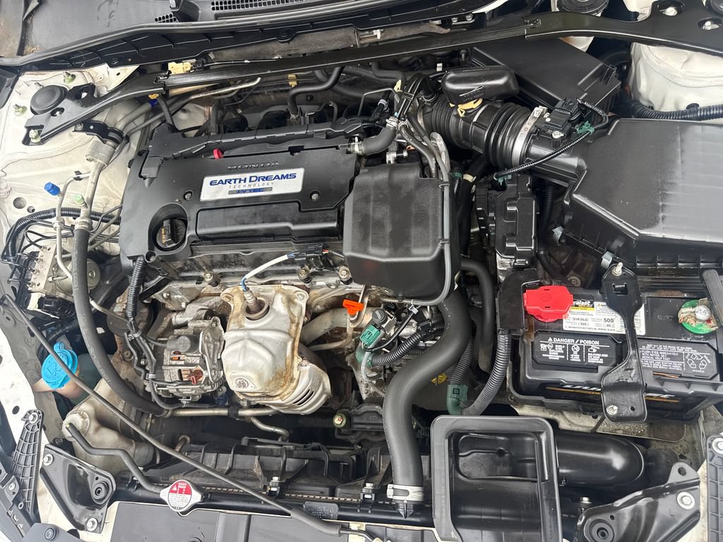 Used 2016 Honda Accord EX image 36