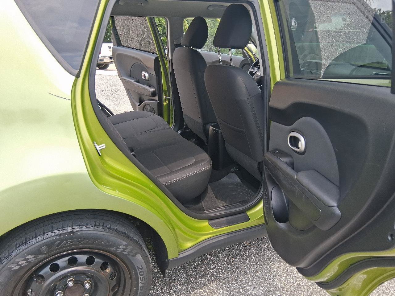 Used 2014 Kia Soul FWD image 15