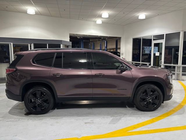 Used 2024 GMC Acadia Elevation w/ Black Edition AWD/4WD image 10