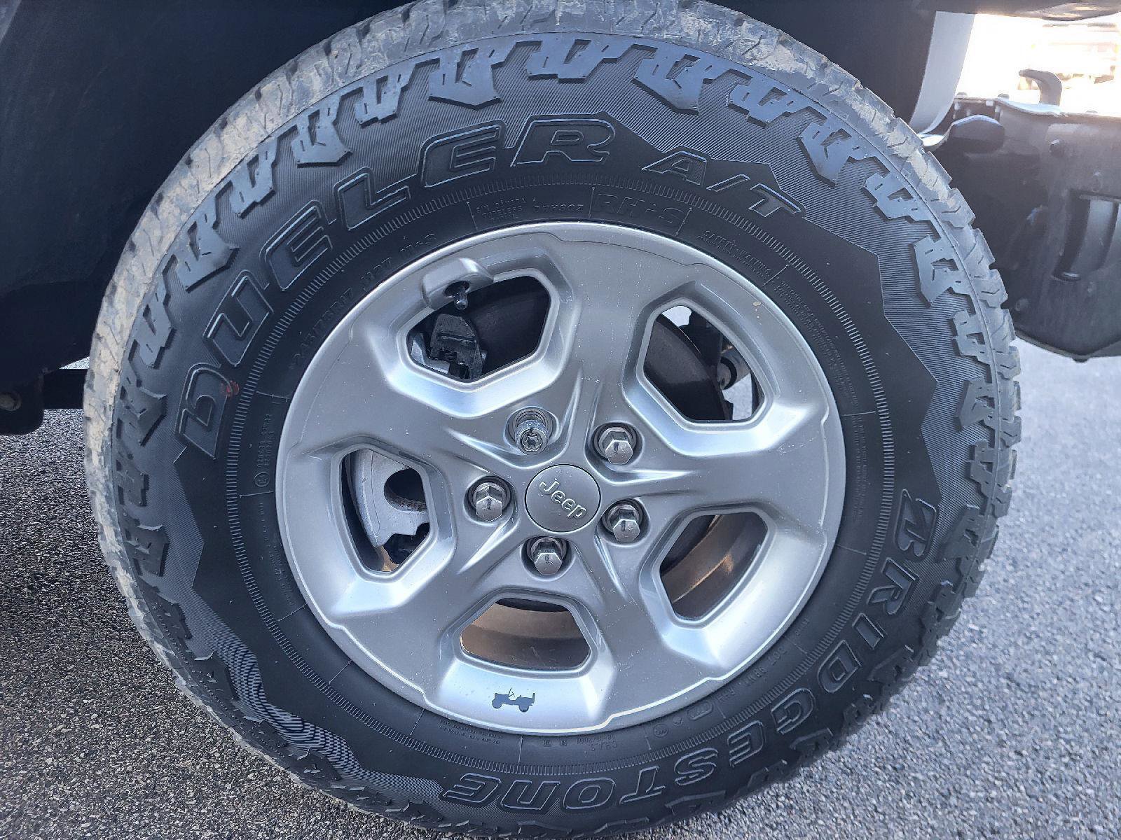 Used 2021 Jeep Wrangler Unlimited Sport image 14