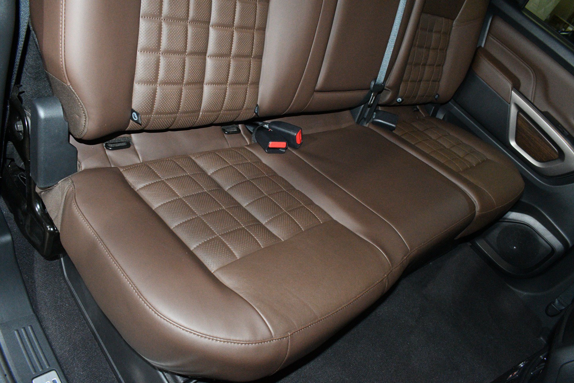Used 2023 Nissan Titan Platinum Reserve w/ Moonroof Package AWD/4WD image 20