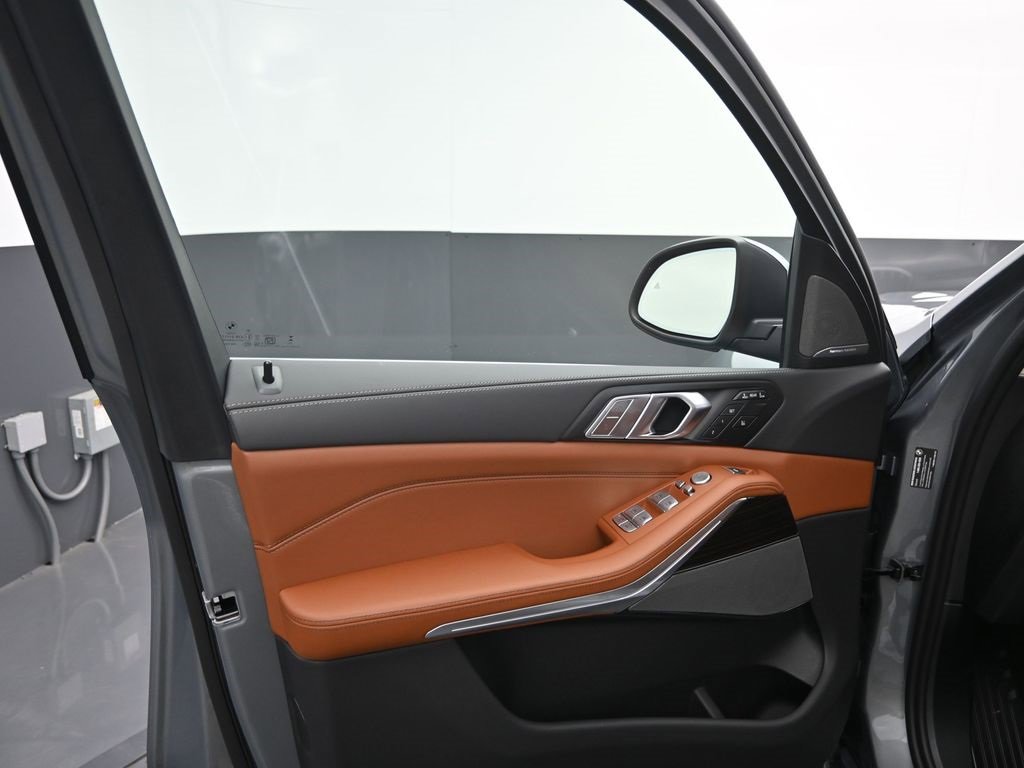 New 2026 BMW X7 xDrive40i image 10