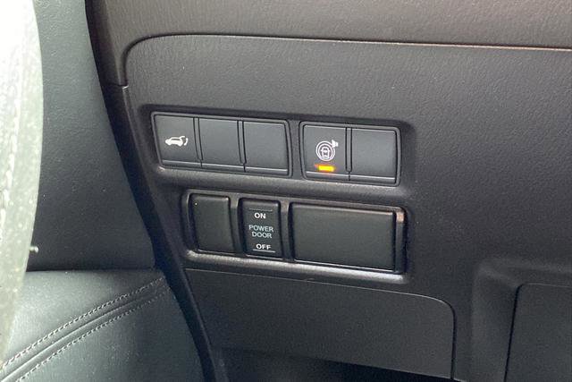 Used 2021 Nissan Armada SL AWD/4WD image 30