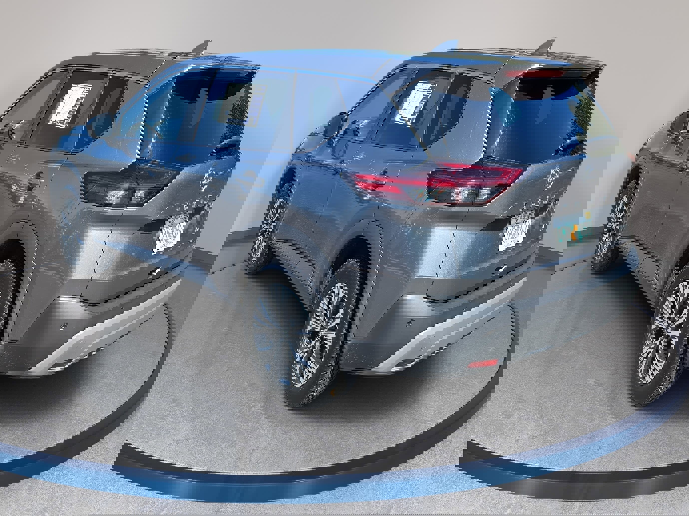 Used 2023 Nissan Rogue SV image 7