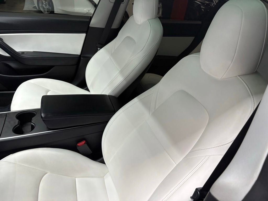 Used 2020 Tesla Model 3 Standard Range Plus RWD image 23
