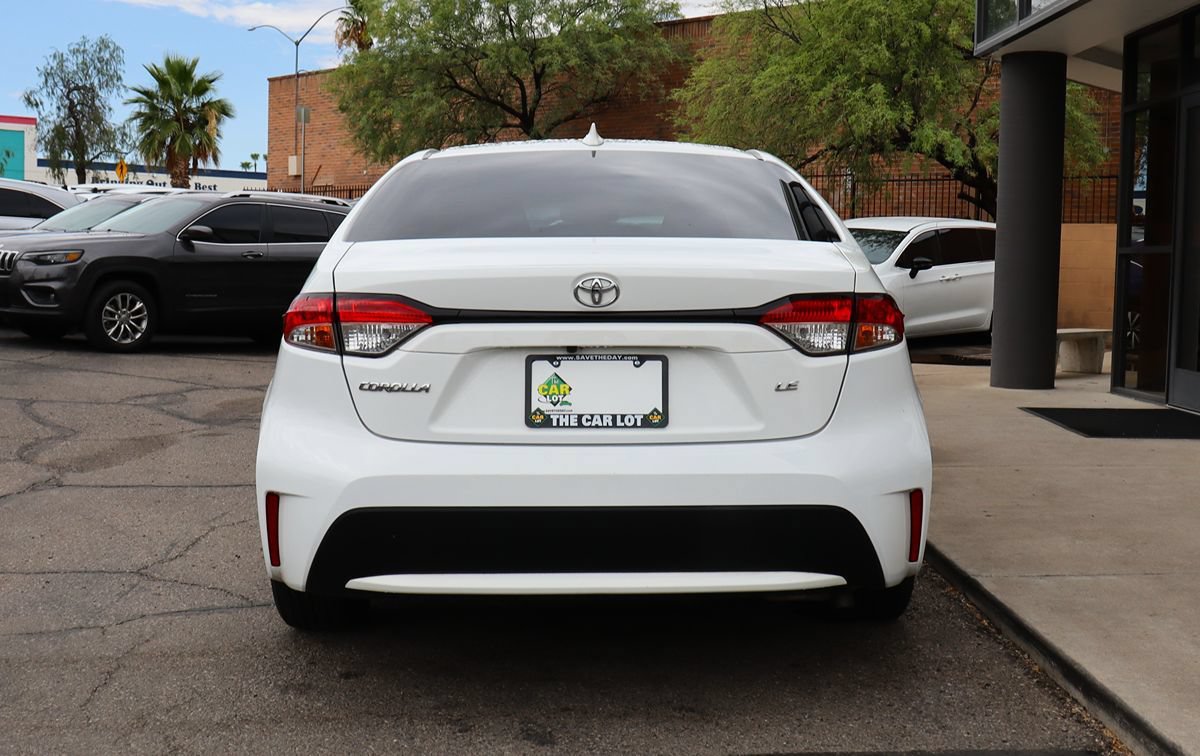 Used 2021 Toyota Corolla LE FWD image 11