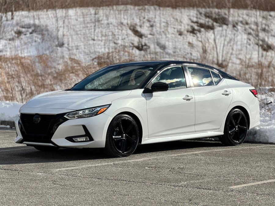 Used 2022 Nissan Sentra SR w/ Midnight Edition image 4