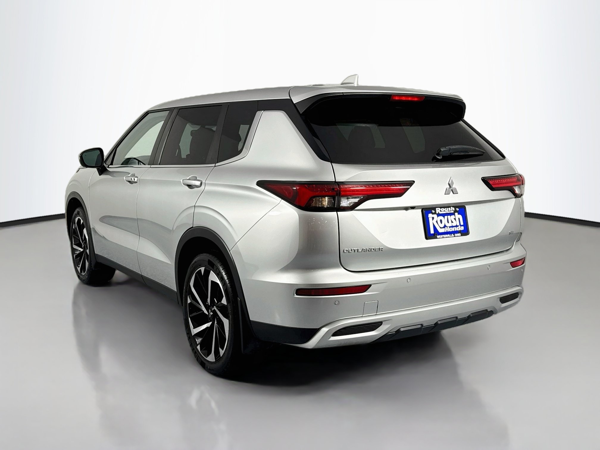 Used 2022 Mitsubishi Outlander SEL Black Edition FWD image 7