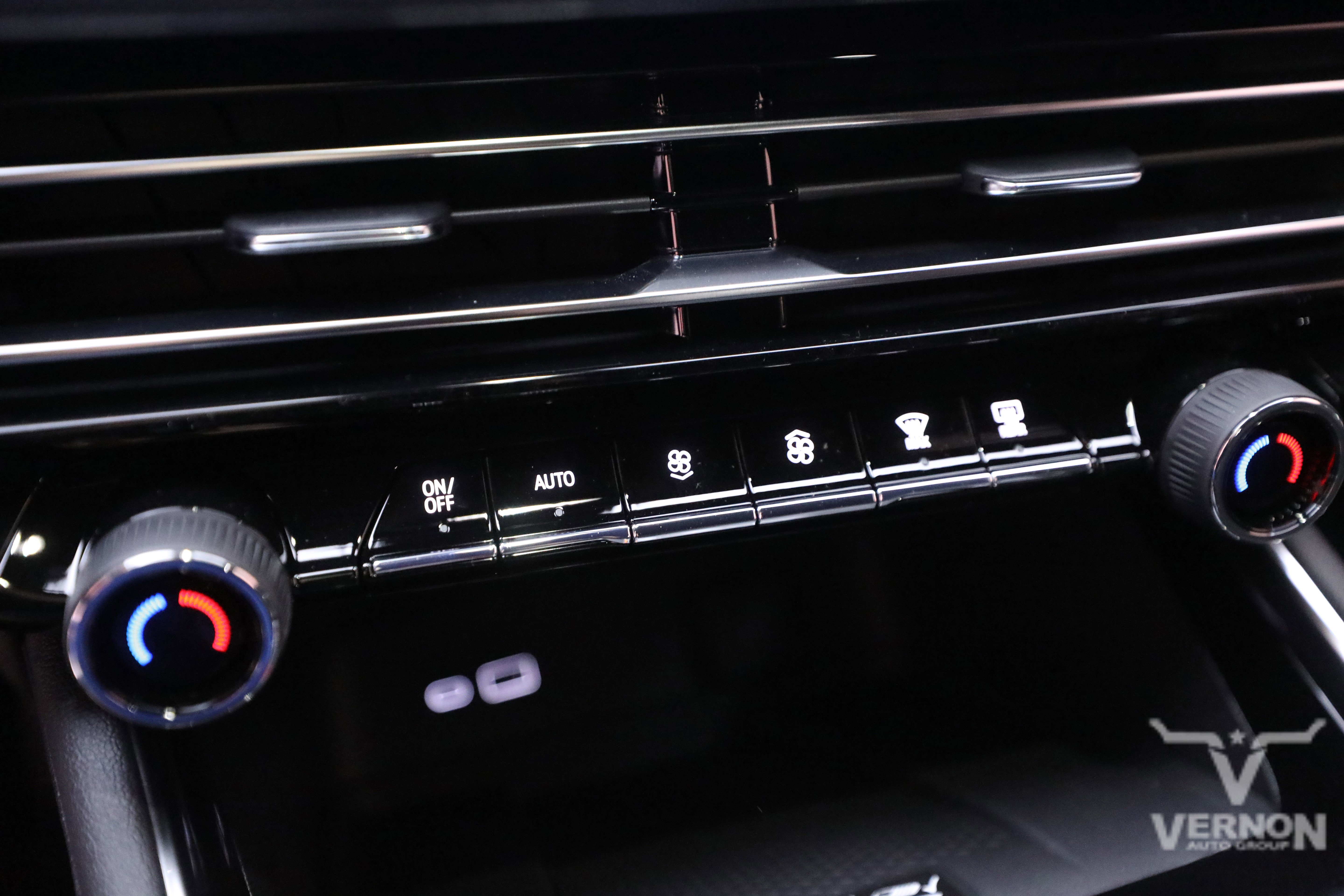 New 2026 Chevrolet Traverse High Country image 24