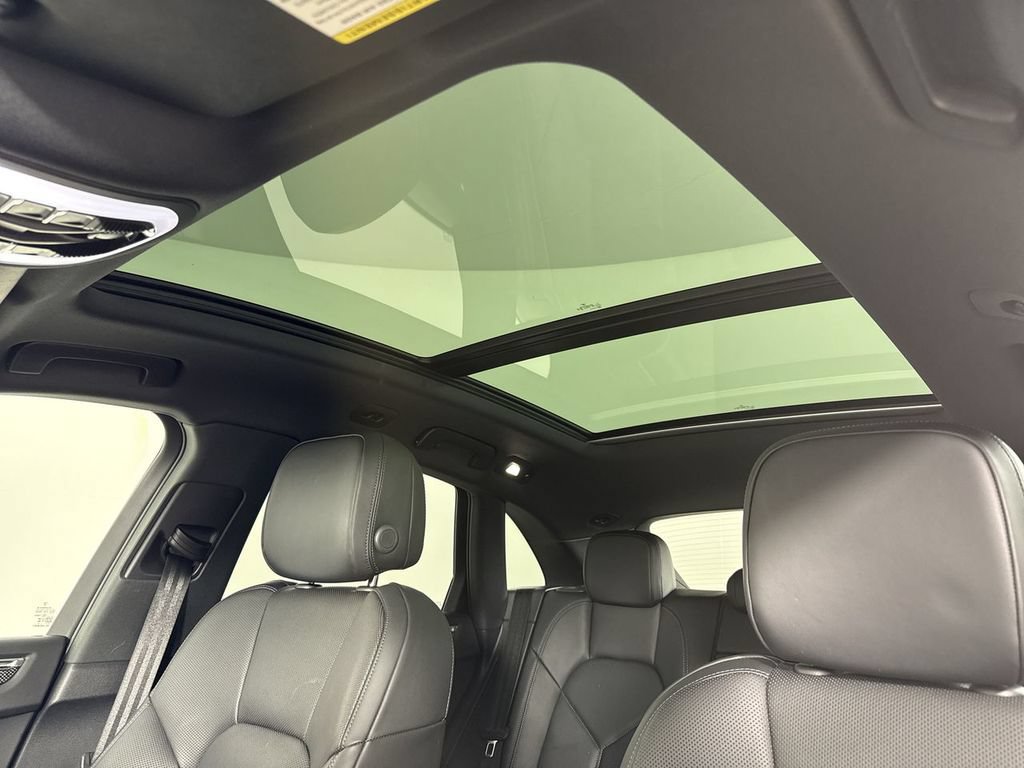 New 2025 Porsche Macan S AWD/4WD image 42