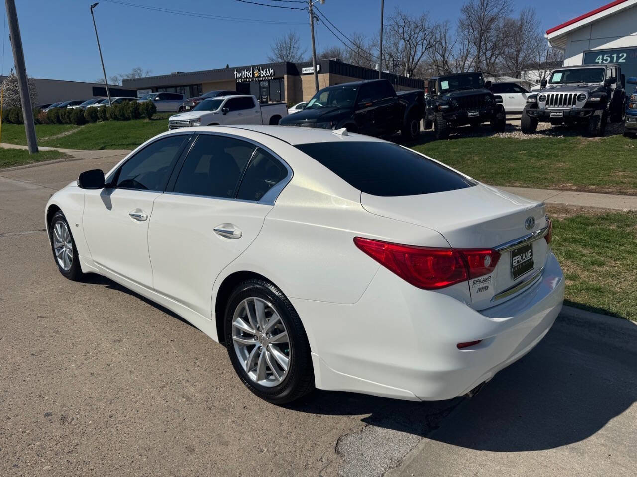 Used 2015 INFINITI Q50 Premium w/ Navigation Package image 3
