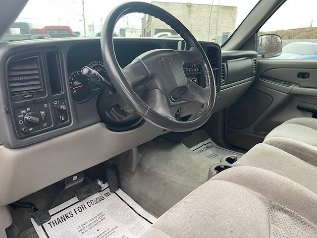 Used 2004 Chevrolet Tahoe LS RWD image 11