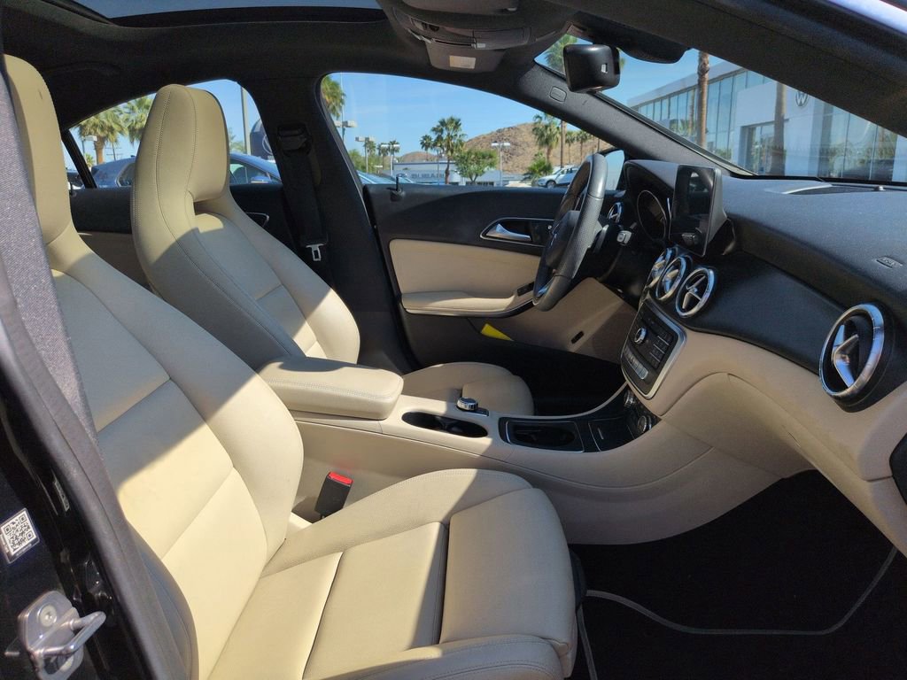 Used 2019 Mercedes-Benz CLA 250 4MATIC image 22