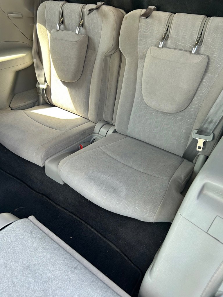 Used 2011 Toyota Highlander 2WD image 11