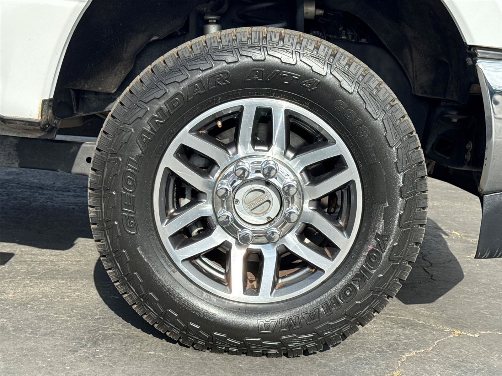 Used 2019 Ford F250 Lariat w/ Lariat Value Package AWD/4WD image 6