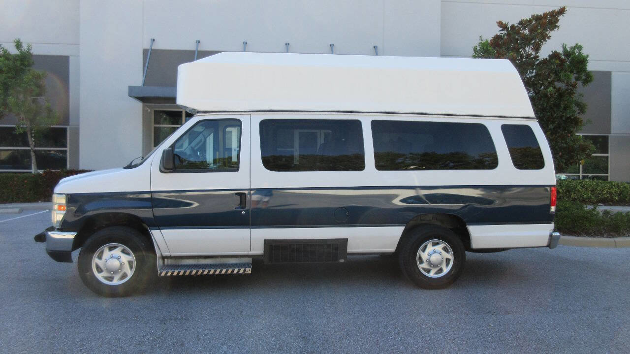 Used 2013 Ford E-350 and Econoline 350 Extended Super Duty w/ PWR Group RWD image 2