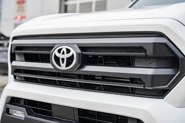 New 2025 Toyota Tacoma SR5 image 11