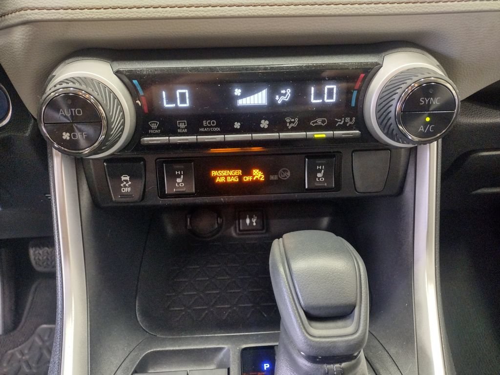 Used 2019 Toyota RAV4 XLE w/ Convenience Package AWD/4WD image 37