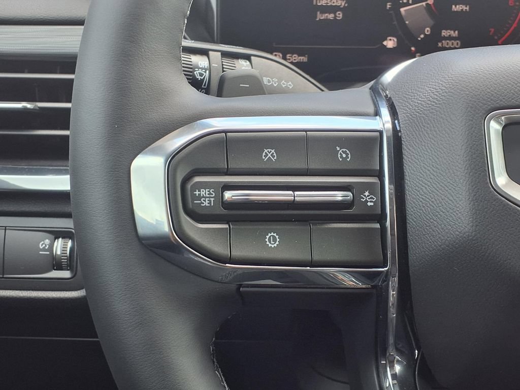 New 2026 GMC Acadia Elevation w/ Elevation Premium Package FWD image 10