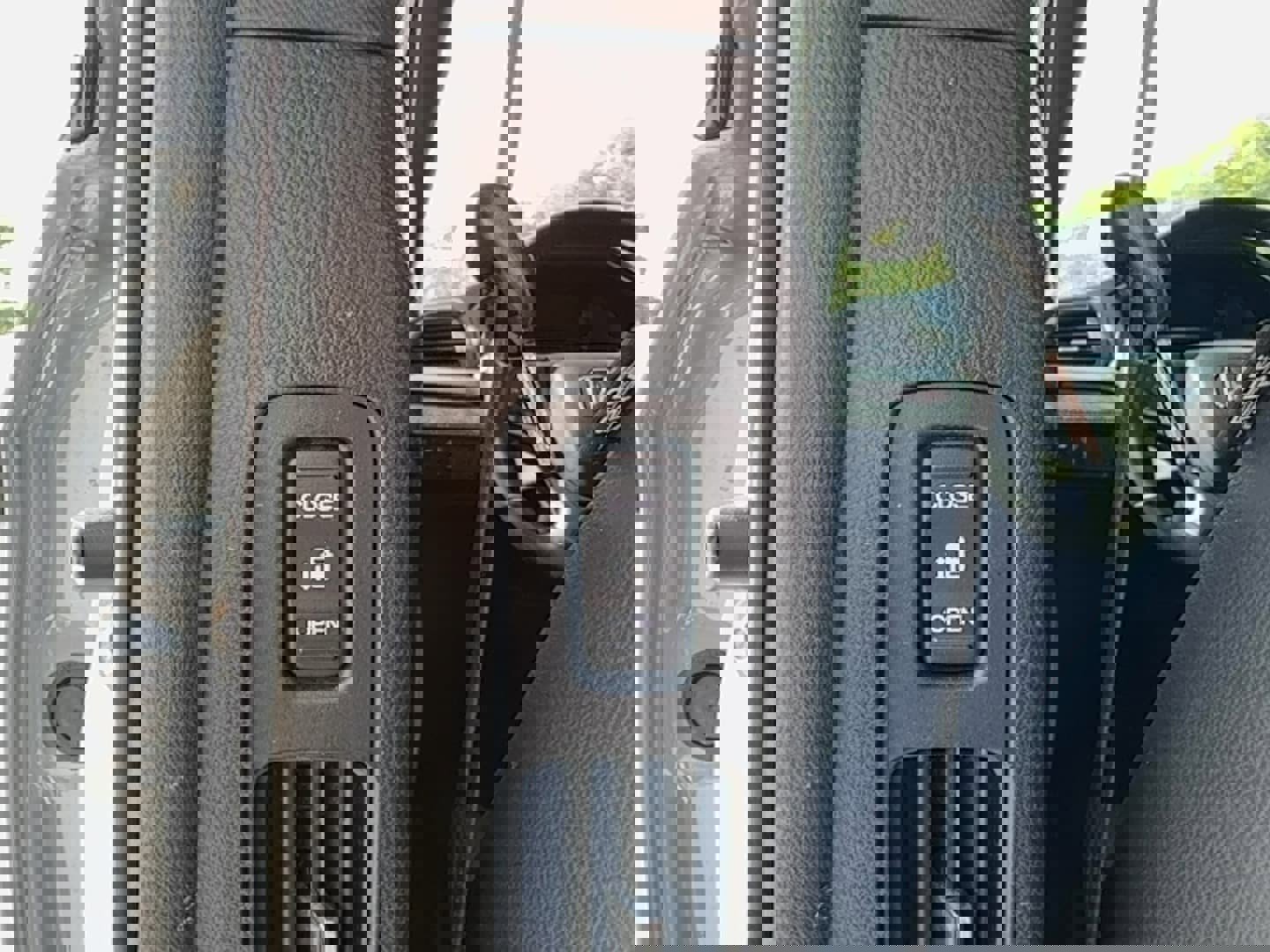 Used 2024 Honda Odyssey Sport image 18