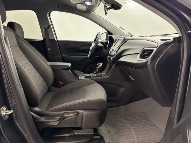 Used 2023 Chevrolet Equinox LT image 12