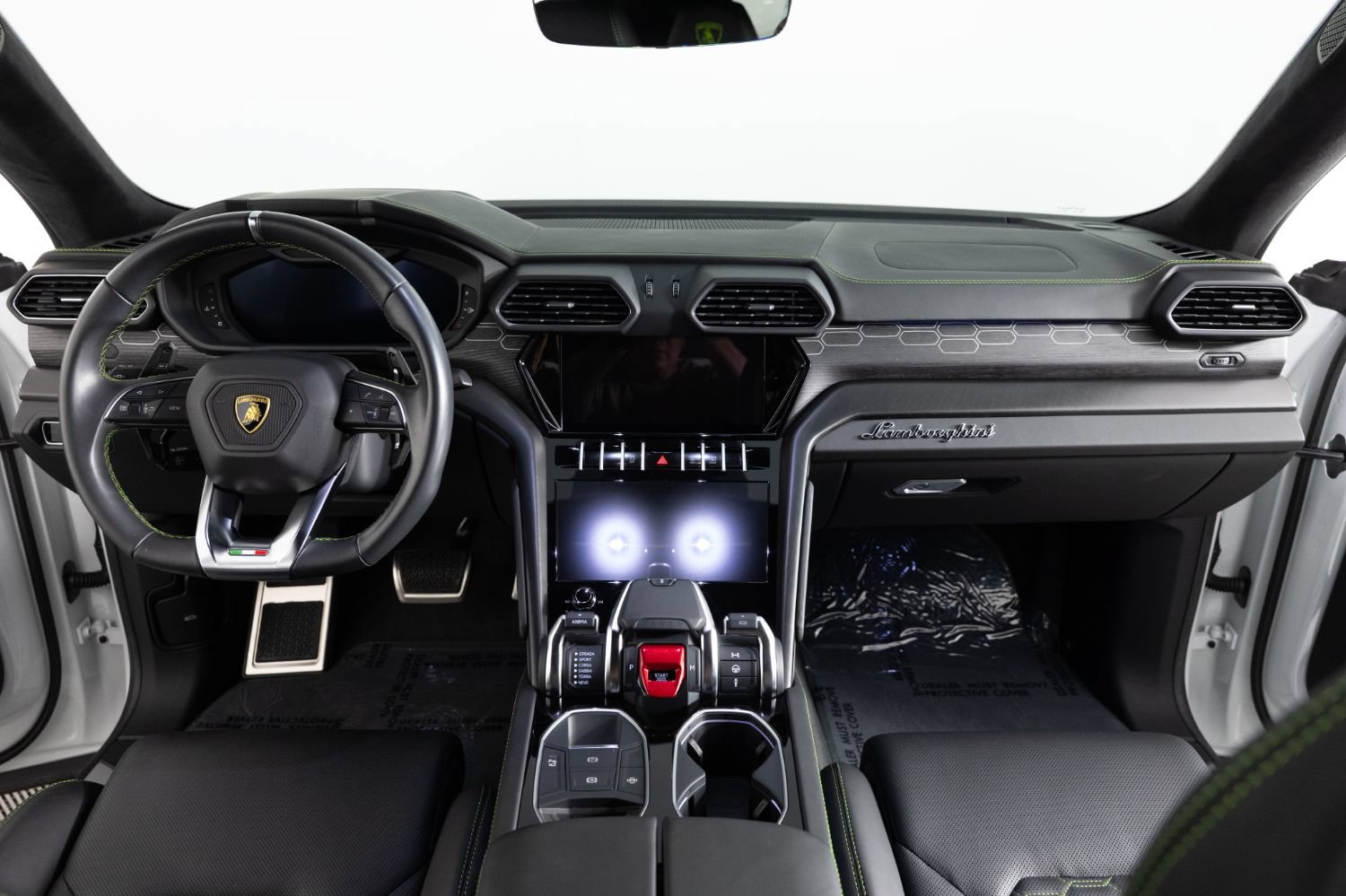 Used 2021 Lamborghini Urus AWD/4WD image 48