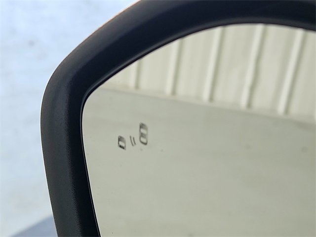 Used 2022 Ford Explorer Limited image 21