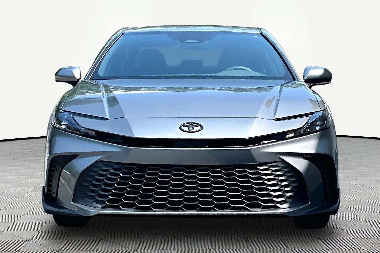 Certified 2026 Toyota Camry SE w/ Convenience Package FWD image 4
