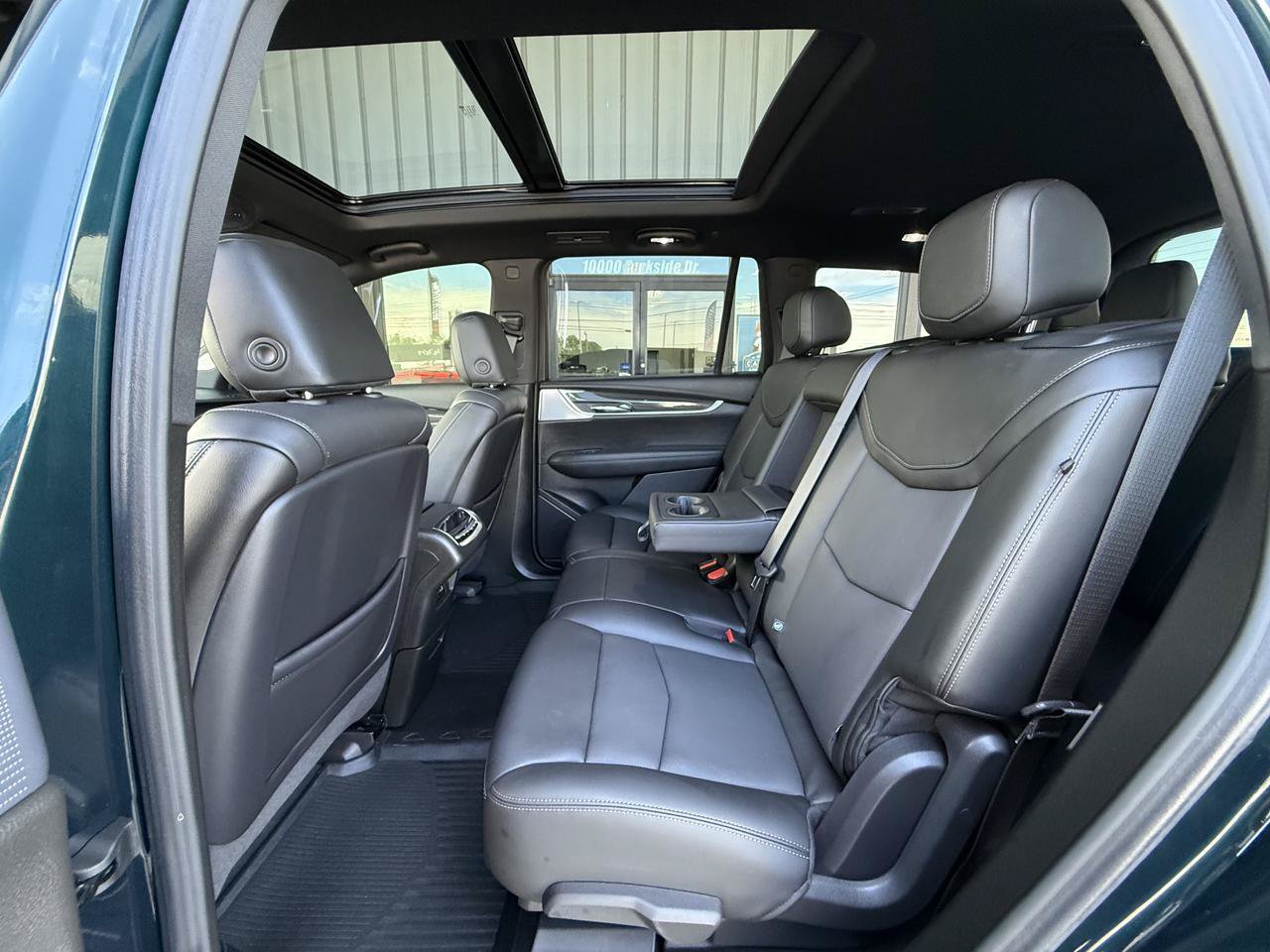 Used 2024 Cadillac XT6 Sport w/ Technology Package AWD/4WD image 42