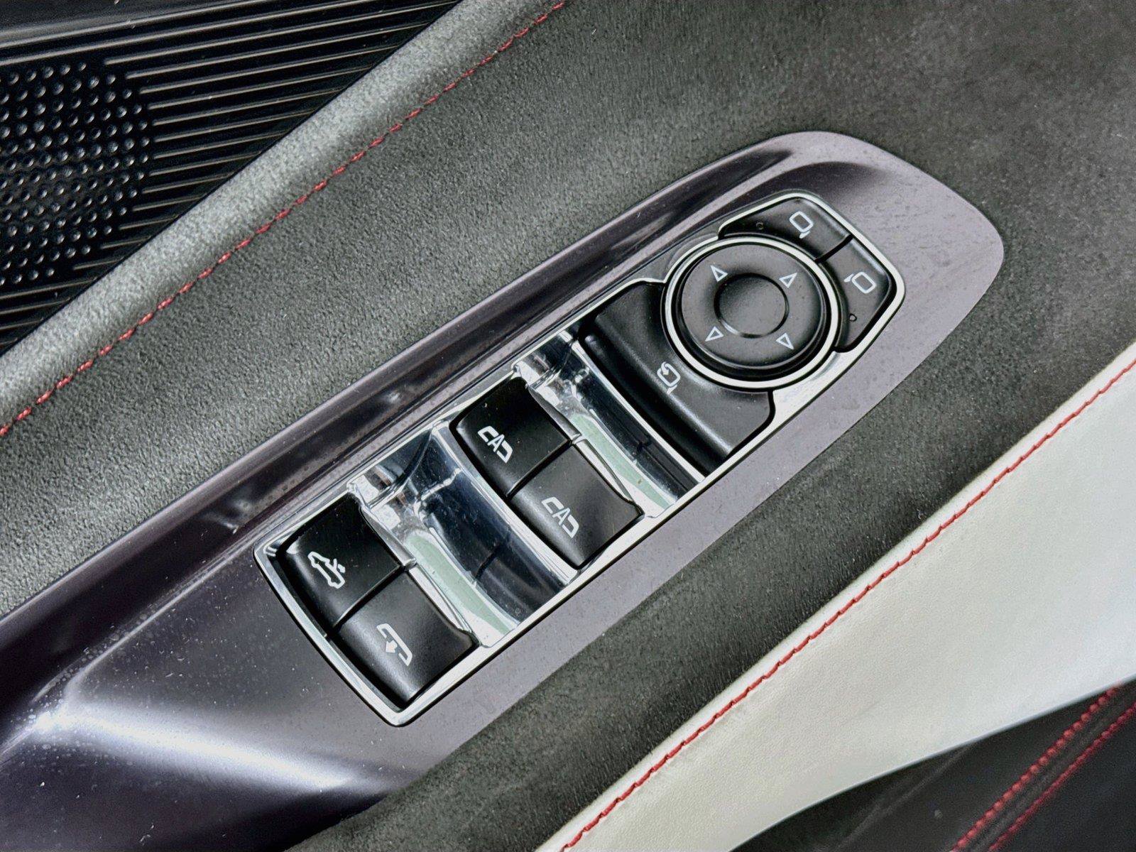 Used 2023 Chevrolet Corvette Stingray Premium Conv w/ Z51 Performance Package RWD image 30
