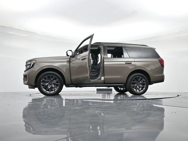 New 2026 Ford Expedition Platinum w/ Stealth Appearance Package image 35