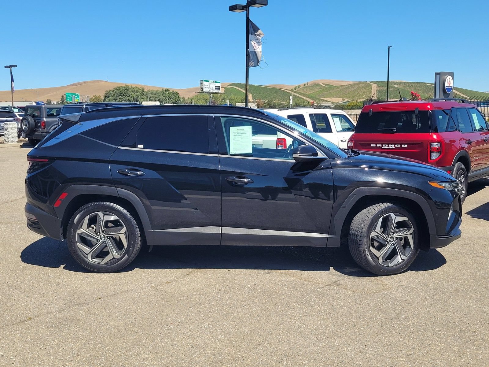 Used 2022 Hyundai Tucson Limited FWD image 3