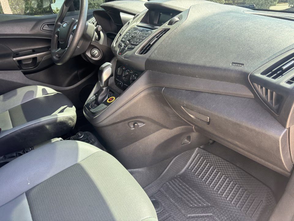 Used 2018 Ford Transit Connect XL FWD image 13