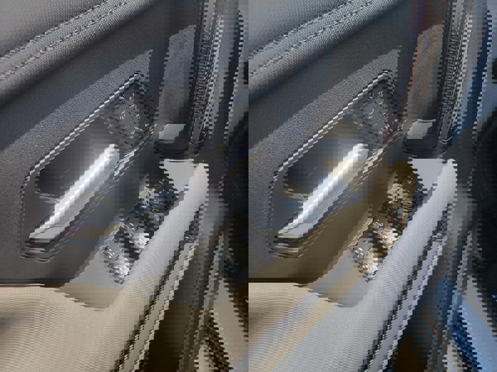 New 2025 GMC Hummer EV 2X image 14