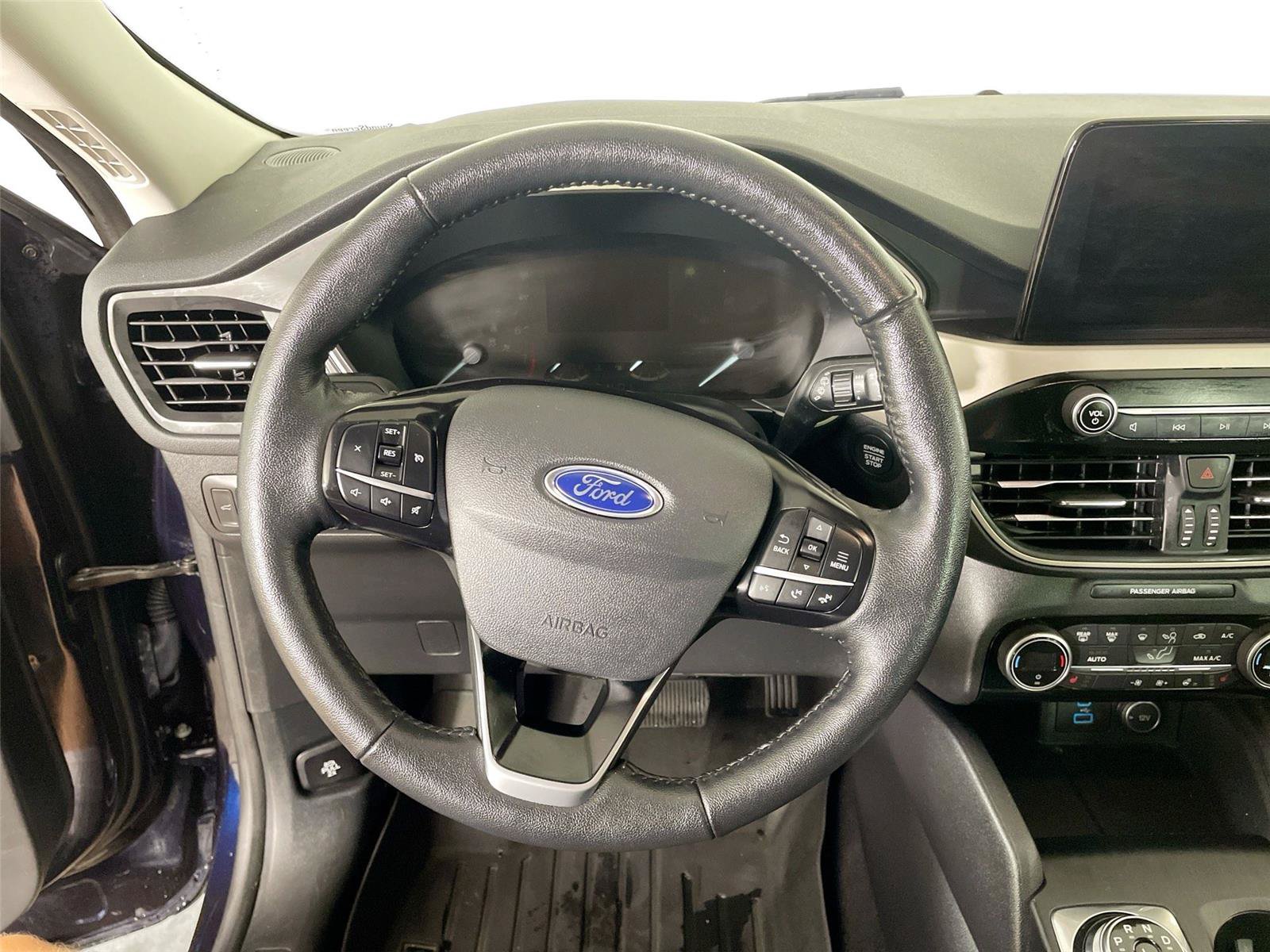 Used 2021 Ford Escape SE w/ Convenience Package AWD/4WD image 18