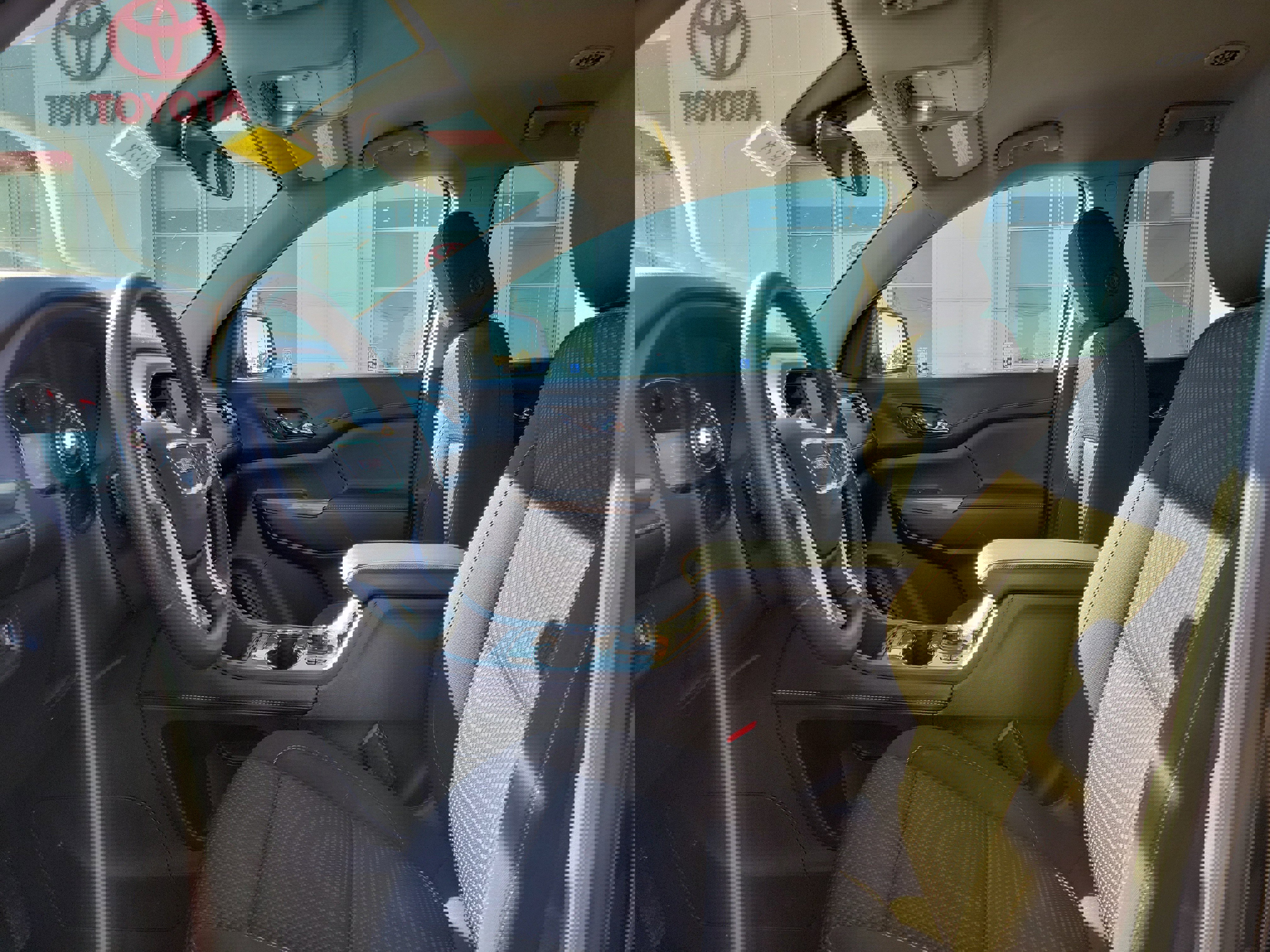 Used 2023 GMC Acadia SLE w/ Driver Convenience Package image 15